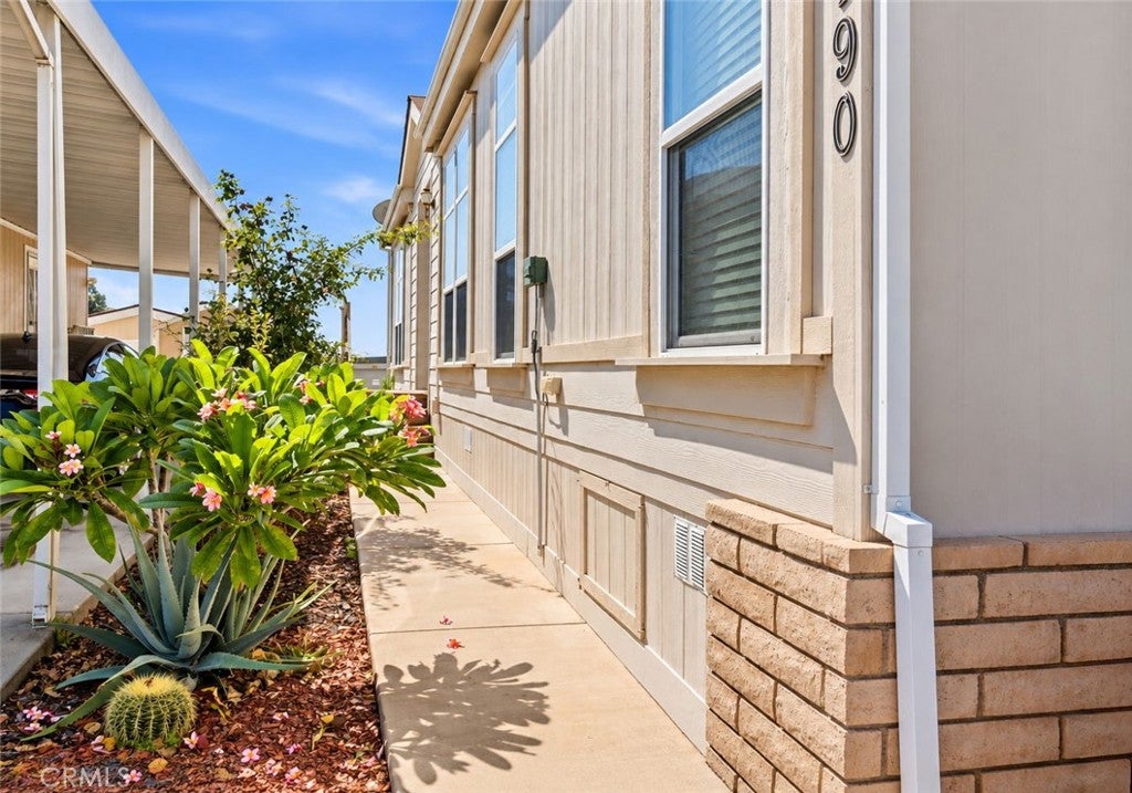 1051 Site 190