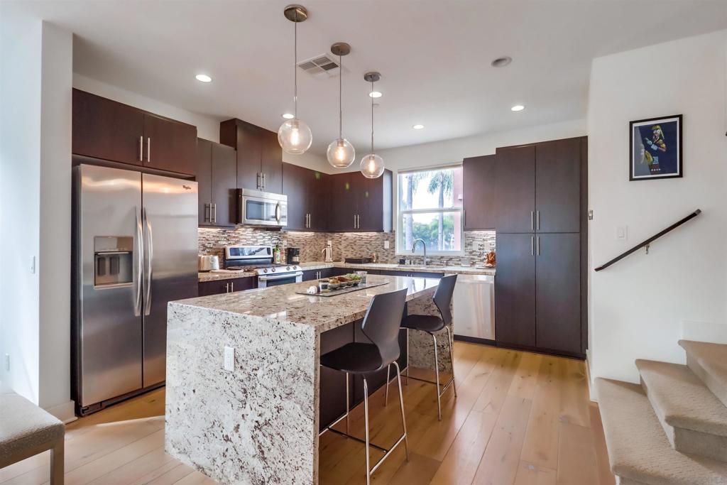 Mission Valley - Residential Lease