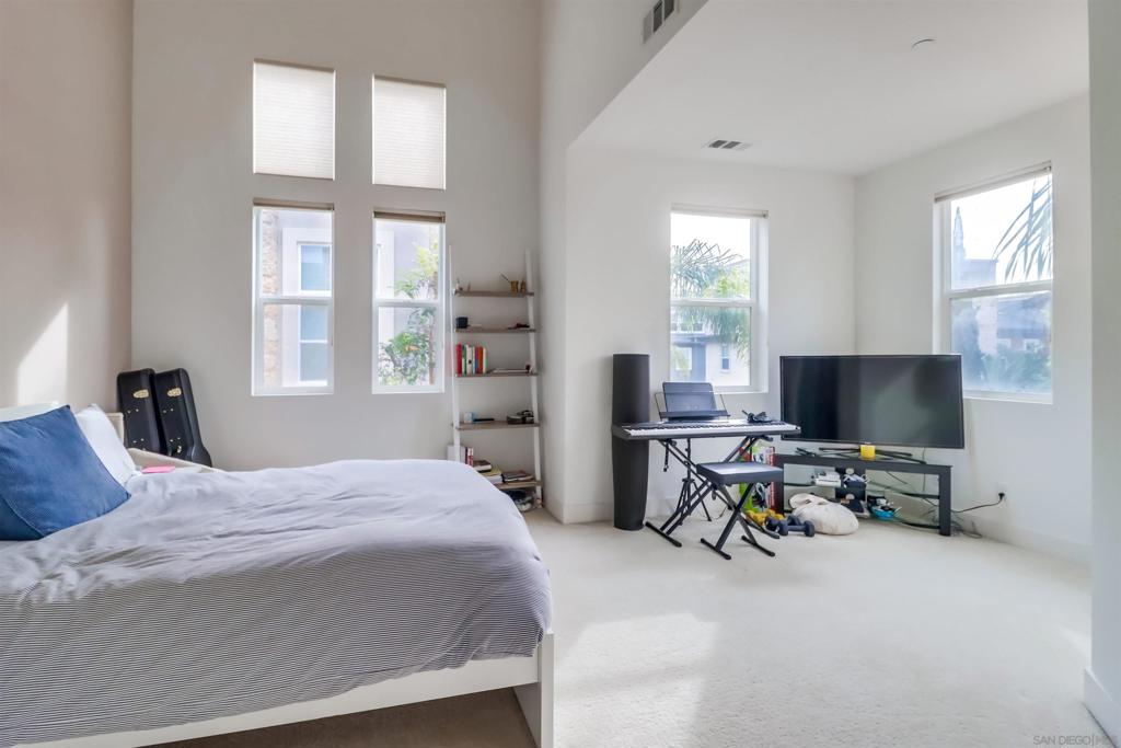 Mission Valley - Residential Lease