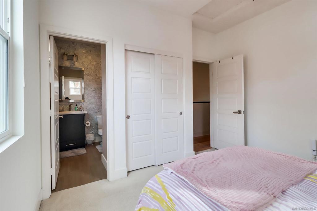 Mission Valley - Residential Lease