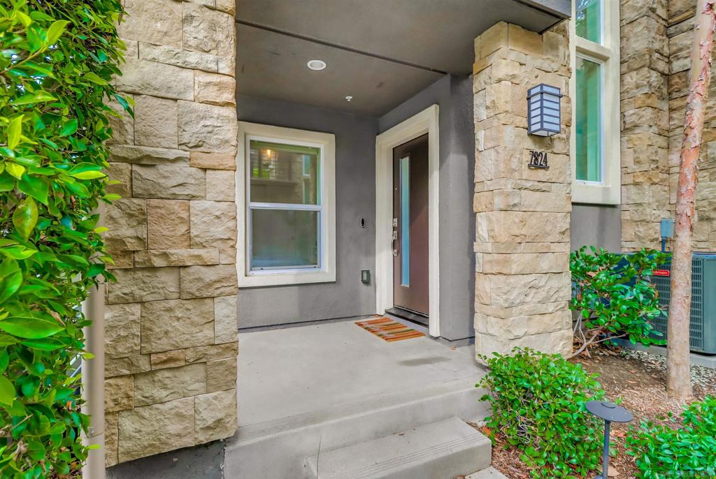 Mission Valley - Residential Lease