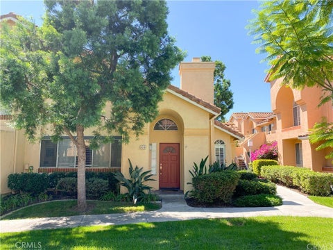 Photo of 69 Abrazo Aisle #127, Irvine, CA 92614 (MLS # OC26197126)