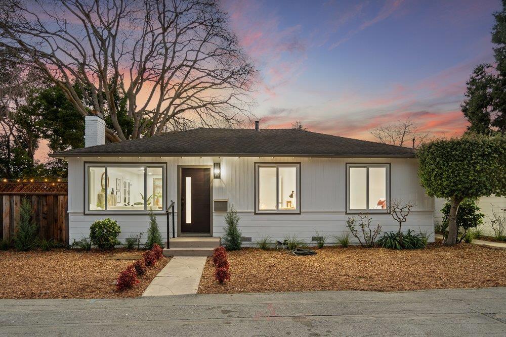 576 Green Manor Court