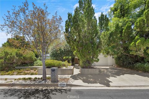 Photo of 12729 Jolette Avenue, Granada Hills, CA 91344 (MLS # SW26112390)