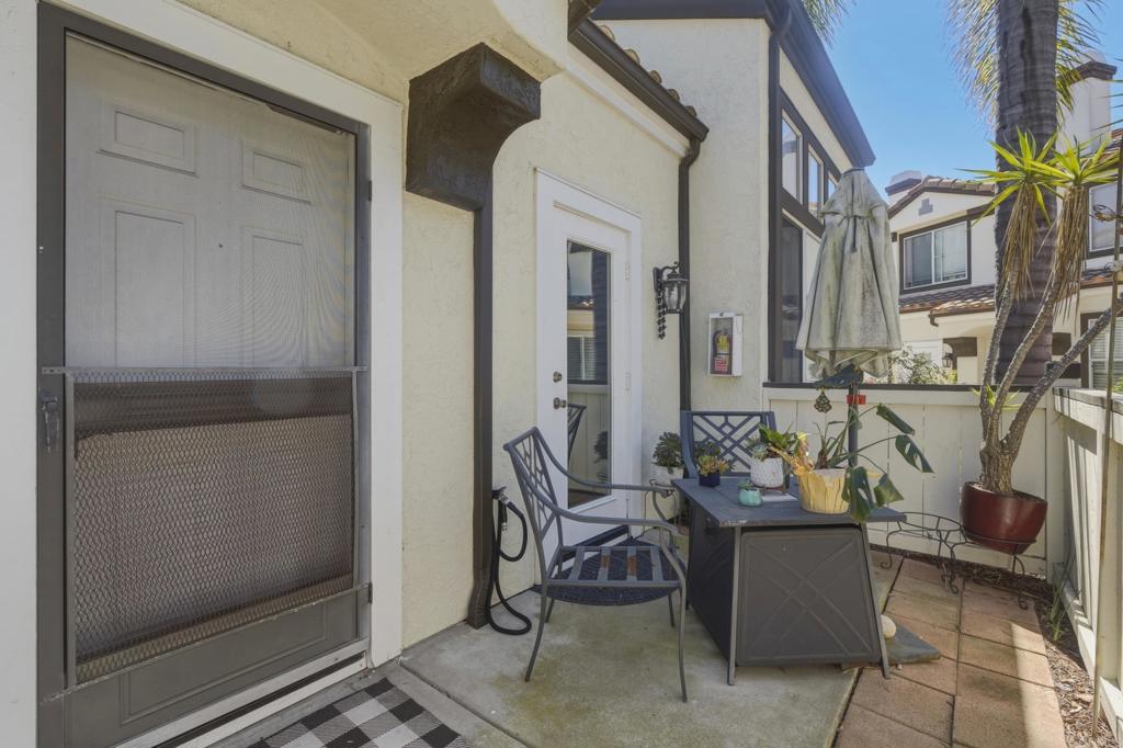 1365 Callejon Cervantes 135