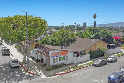 2822 Gage Avenue El Monte CA 91733
