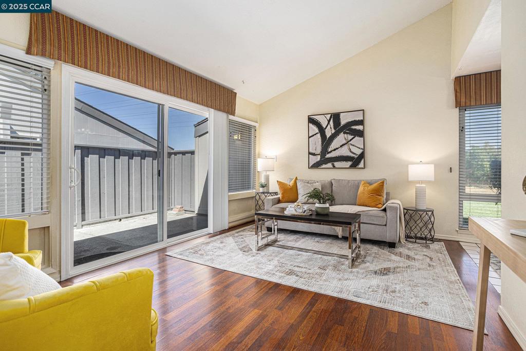 DIABLO COMMONS - Residential