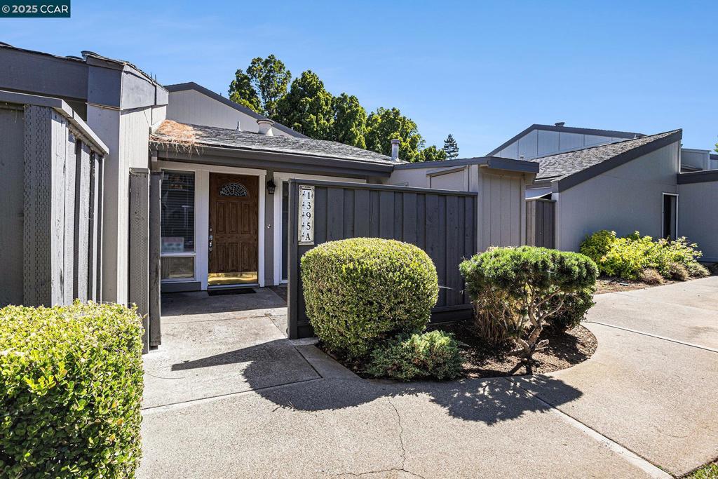 DIABLO COMMONS - Residential