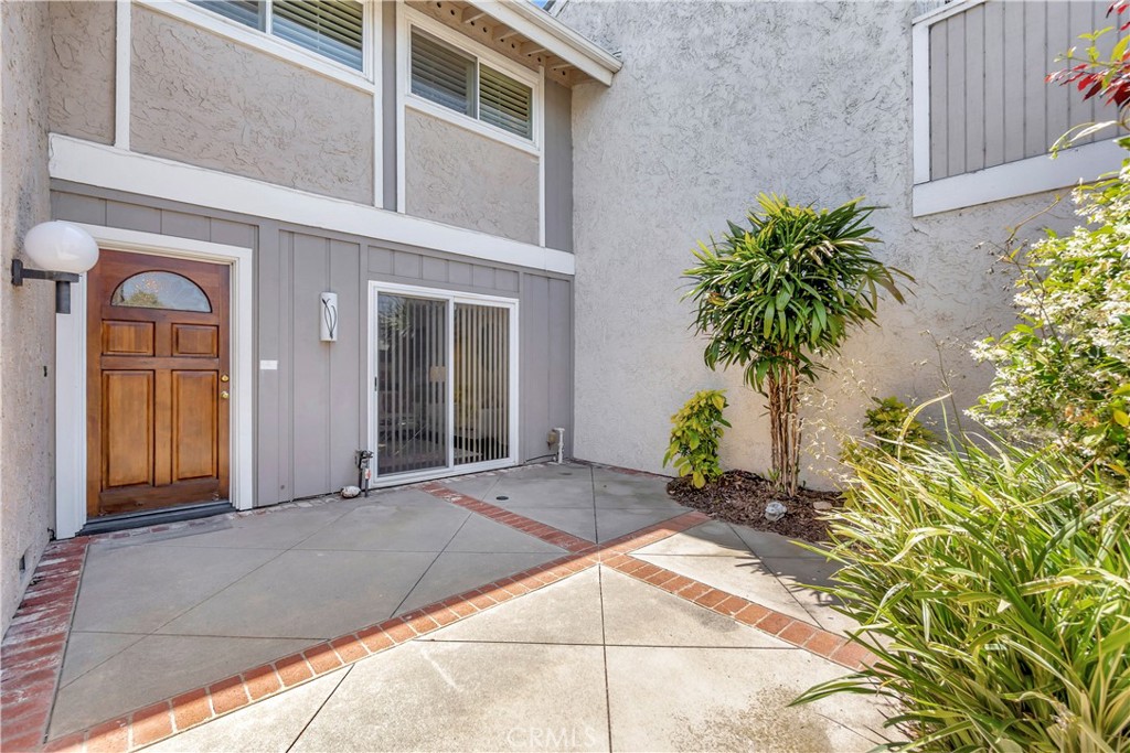 14096 Baker Street