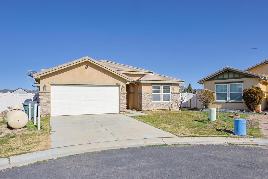 1370 Buckwheat Trail