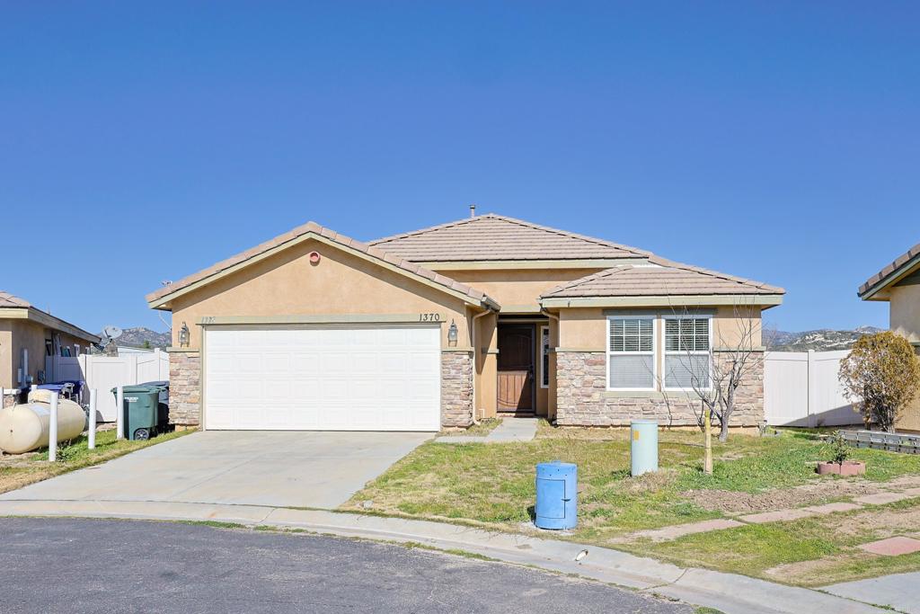 1370 Buckwheat Trail