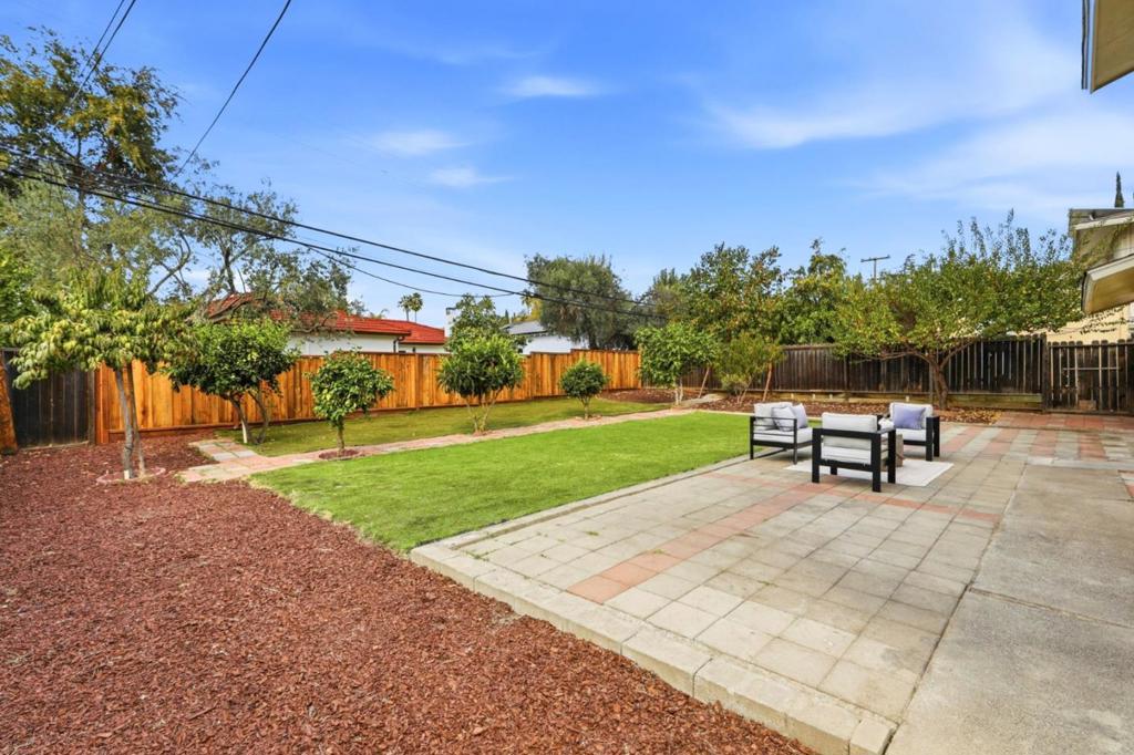 3285 Ruskin Drive