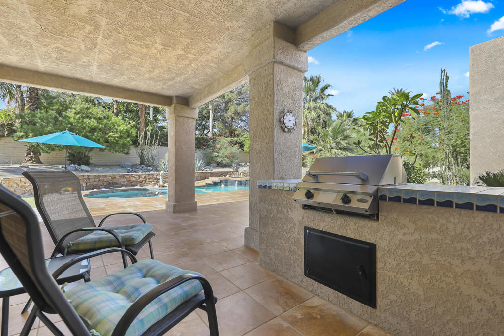 Magnesia Falls Cove - Residential