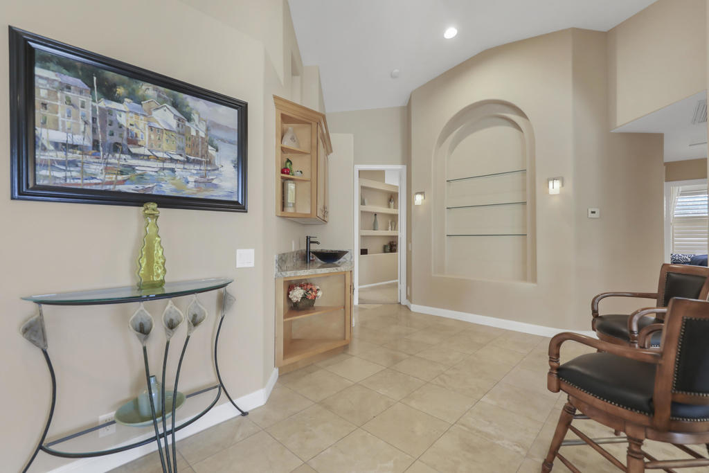 Magnesia Falls Cove - Residential