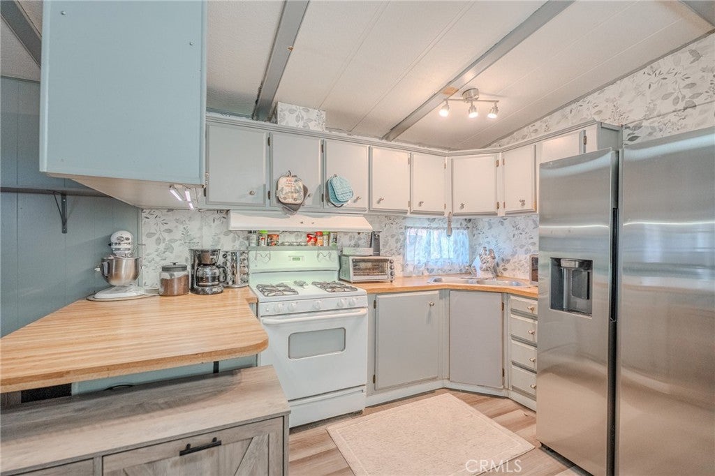 675 W Oakland Avenue G-4