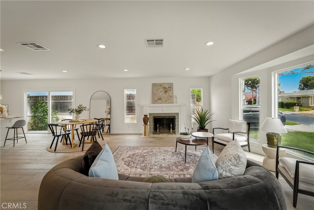 3991 Hubert Avenue, Leimert Park CA 90008