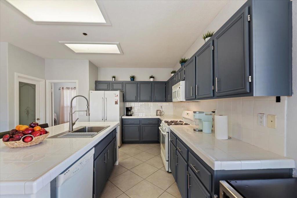 Mountain Gate - Residential