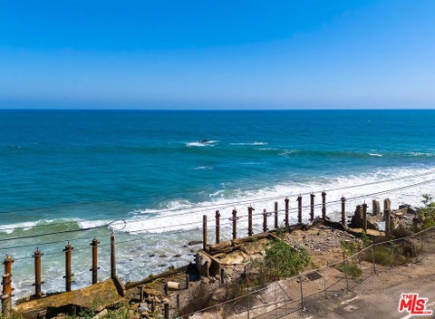 Tiny photo for 19850 Pacific Coast Highway, Malibu, CA 90265 (MLS # 26868741)