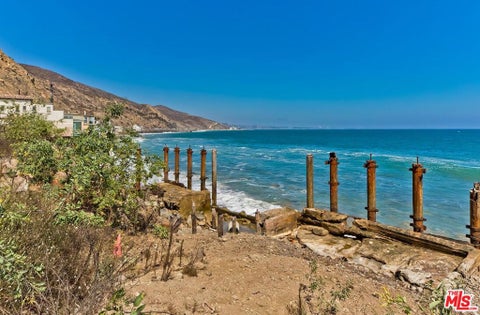 Tiny photo for 19850 Pacific Coast Highway, Malibu, CA 90265 (MLS # 26868741)