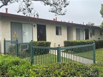 Cozy 1 bedroom and 1 bath apartment. Very clean with family room, full kitchen, and good sized bedroom. On-site laundry, dedicated parking space, and centrally located. Not all photos are of actual unit.