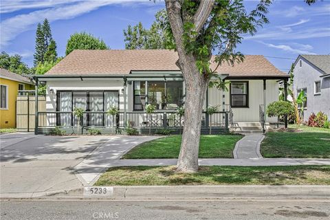 Photo of 5233 Hersholt Avenue, Lakewood, CA 90712 (MLS # PW25190501)