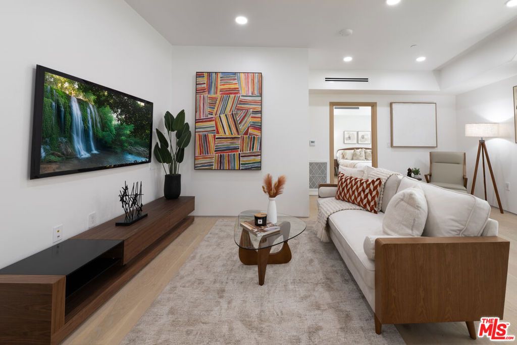 Photo of 1361 Kelton Avenue #401, Los Angeles, CA 90024 (MLS # 25578285)