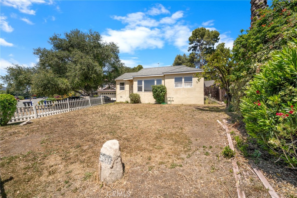 2637 Mayfield
