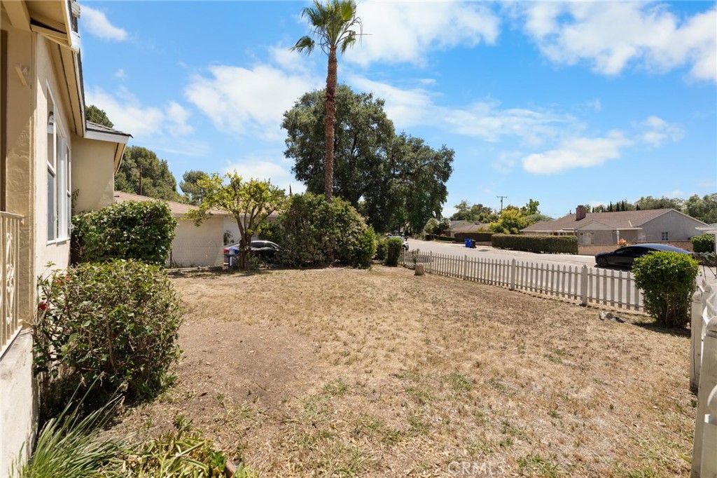 2637 Mayfield