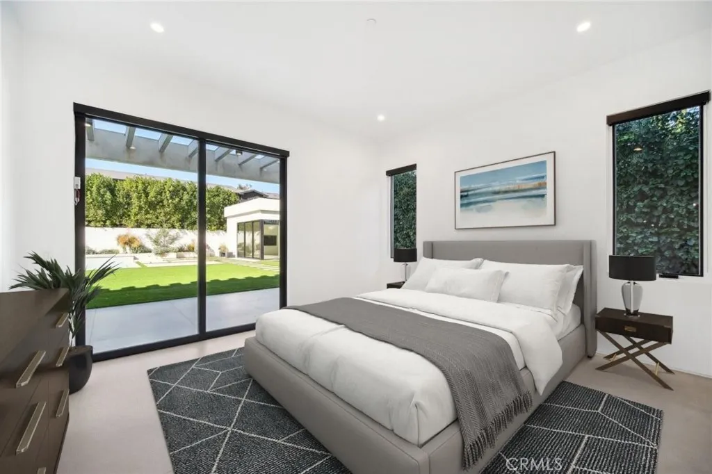 Encino, California 91316, United States, 6 Bedrooms Bedrooms, ,7 BathroomsBathrooms,Residential,Active,182136