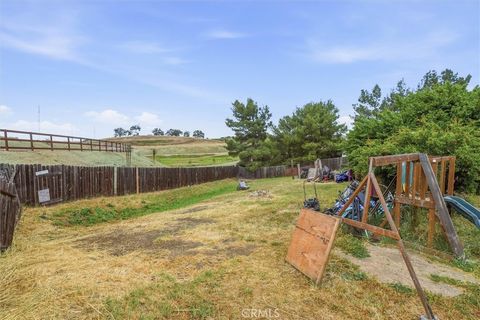Tiny photo for 1035 Pioneer Trail Rd, Paso Robles, CA 93446 (MLS # NS26073861)