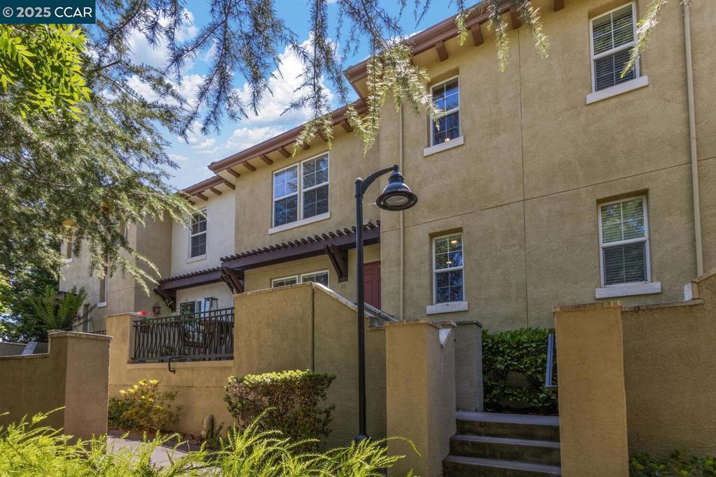 Step into this beautifully designed 2-bedroom, 2.5-bath townhouse, offering 1509 sq. ft. of modern living space. Nestled in a highly desirable location, this quiet property boasts a spacious floor plan that’s perfect for both relaxation and entertaining.The large kitchen features stainless steel appliances, and plenty of storage, seamlessly flowing into the living and dining areas. Plenty of windows throughout invite abundant natural light and offer peaceful views. The master suite is your own private sanctuary, complete with an en-suite bath creating a private getaway. The second bedroom is a Jr. Suite, also offering its own ensuite bath, which is ideal for guests or for family members. Step out onto the front deck, where you'll be treated to breathtaking views that evoke the feeling of a mountain retreat, making it a perfect spot to relax and unwind. This home combines modern comfort with a prime location, just minutes from downtown Pleasant Hill. This ideal location offers shopping, dining, and outdoor recreation with easy access to the freeway and approximately 1 mile from BART. Don’t miss out on this rare opportunity to own a piece of luxury living which includes a community swimming pool and hot tub.