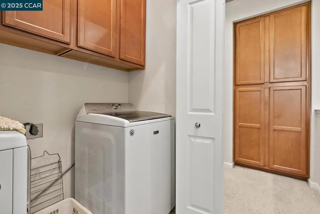 Pleasant Hill, California 94523, United States, 2 Bedrooms Bedrooms, ,3 BathroomsBathrooms,Residential,Active,158466