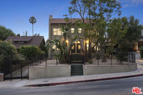 Photo of 1305 Lucile Avenue #2, Los Angeles, CA 90026 (MLS # 26862119)