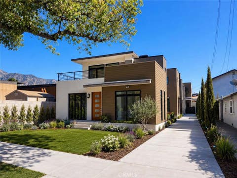 Photo of 440 N Oak AVE #B, Pasadena, CA 91107 (MLS # DW26174716)