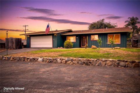 Photo of 316 W Kalmia ST, Fallbrook, CA 92028 (MLS # ND26099486)