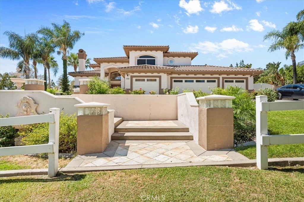 5540 High Meadow