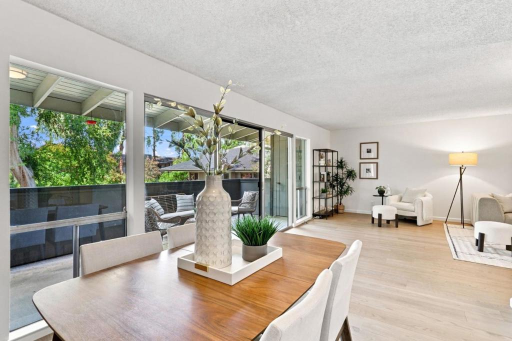 151 Buckingham Drive 204