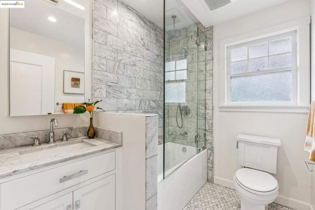 BERKELEY HILLS - Residential