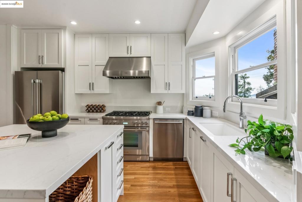 BERKELEY HILLS - Residential