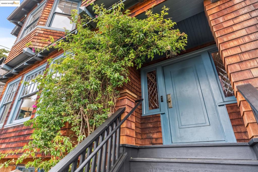 BERKELEY HILLS - Residential