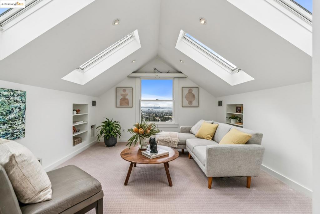 BERKELEY HILLS - Residential
