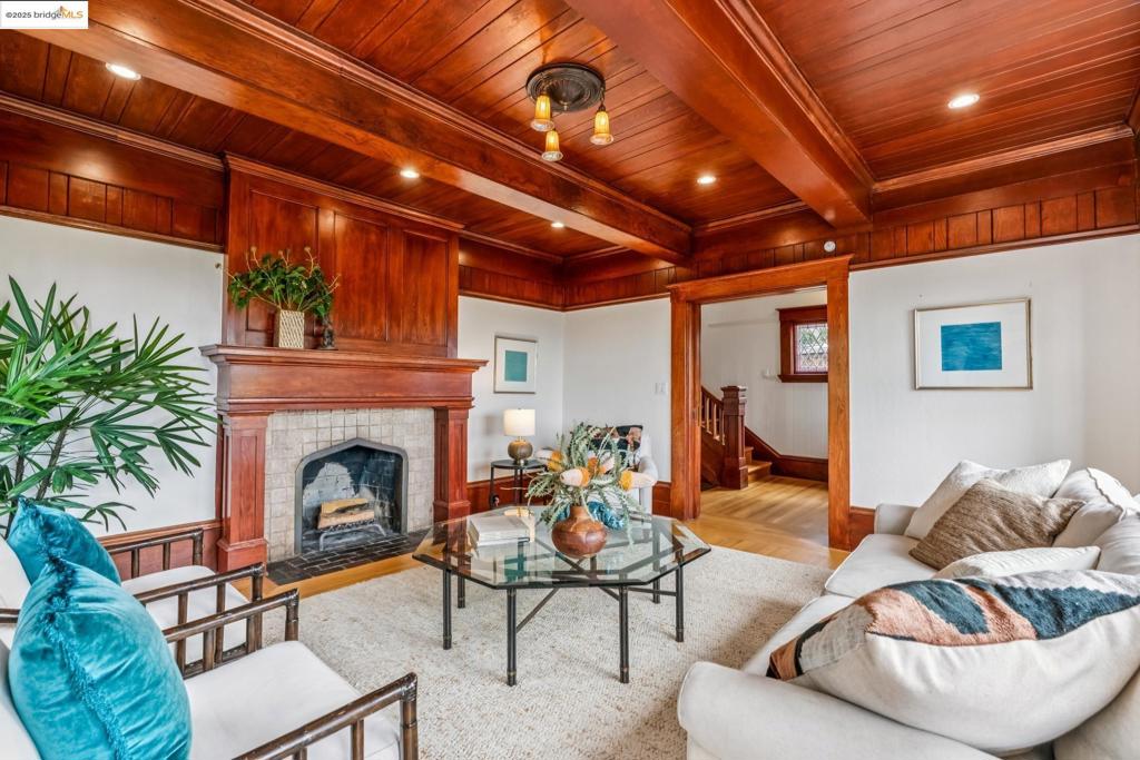 BERKELEY HILLS - Residential
