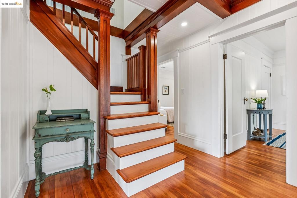 BERKELEY HILLS - Residential