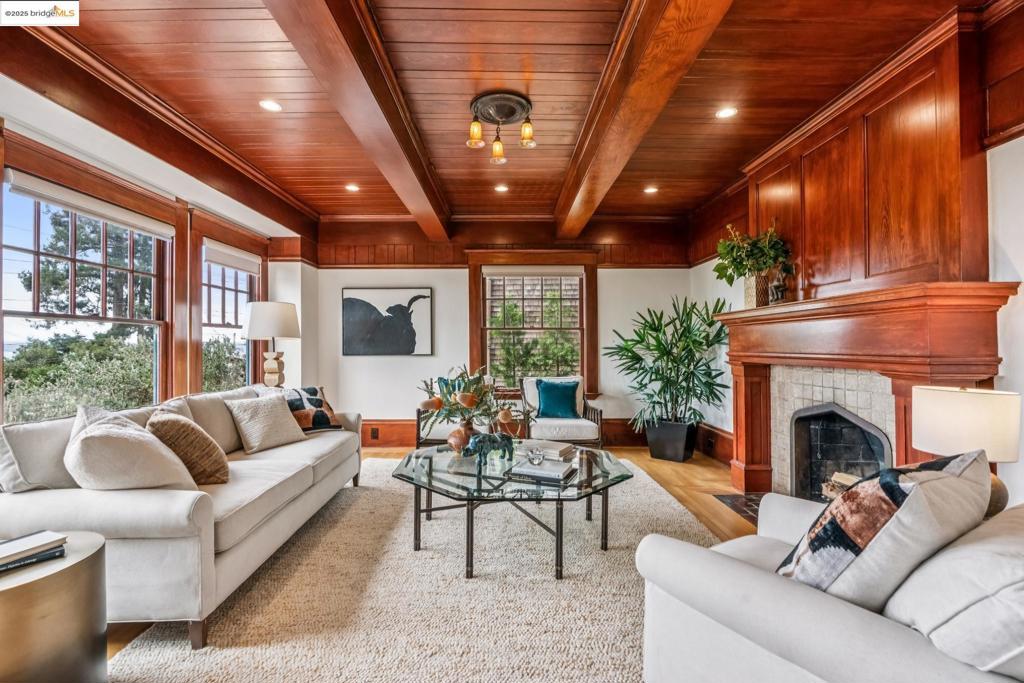 BERKELEY HILLS - Residential