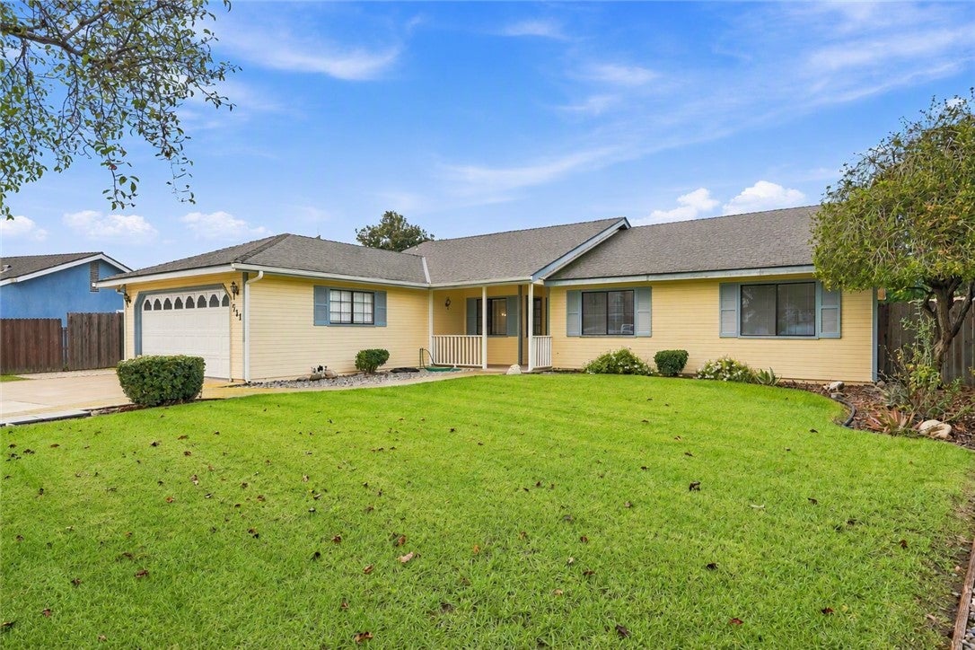 731 Rain Tree Drive