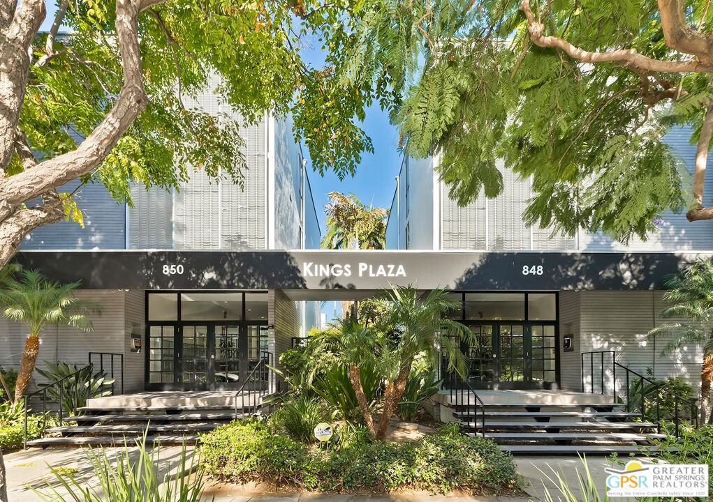 848 N Kings Road 102