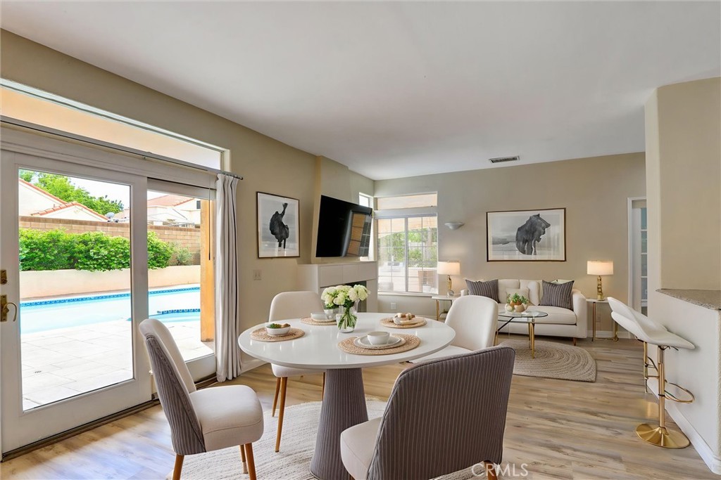 4112 Lexington Court