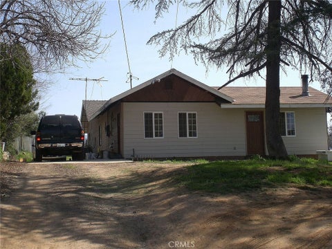 Photo of 12431 8th ST, Yucaipa, CA 92399 (MLS # SW26194603)