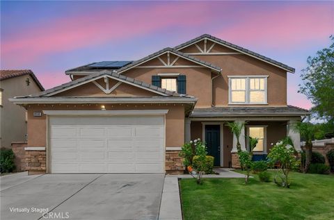 Photo of 37241 Sierra Grove Drive, Murrieta, CA 92563 (MLS # SW26088641)