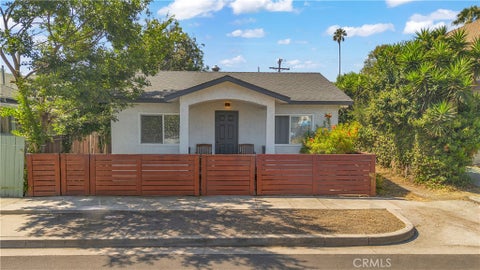 Photo of 1162 39th Place, Los Angeles, CA 90037 (MLS # DW26150805)